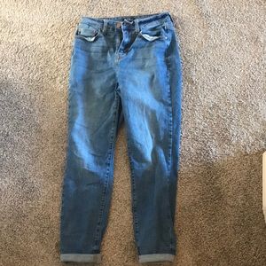 Judy Blue Relaxed Fit Jeans